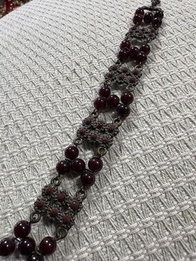 Vintage-Inspired Dark Garnet Bead Bracelet - Women Jewelry